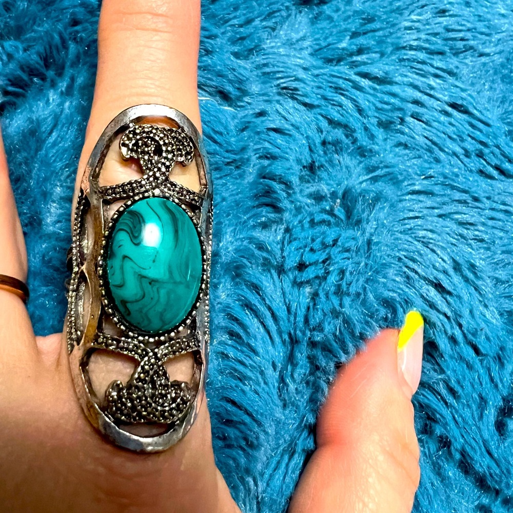 Size 8 silver ring